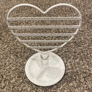 White jewelry holder